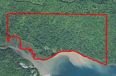aerial map showing Red Cliff Bay land parcel